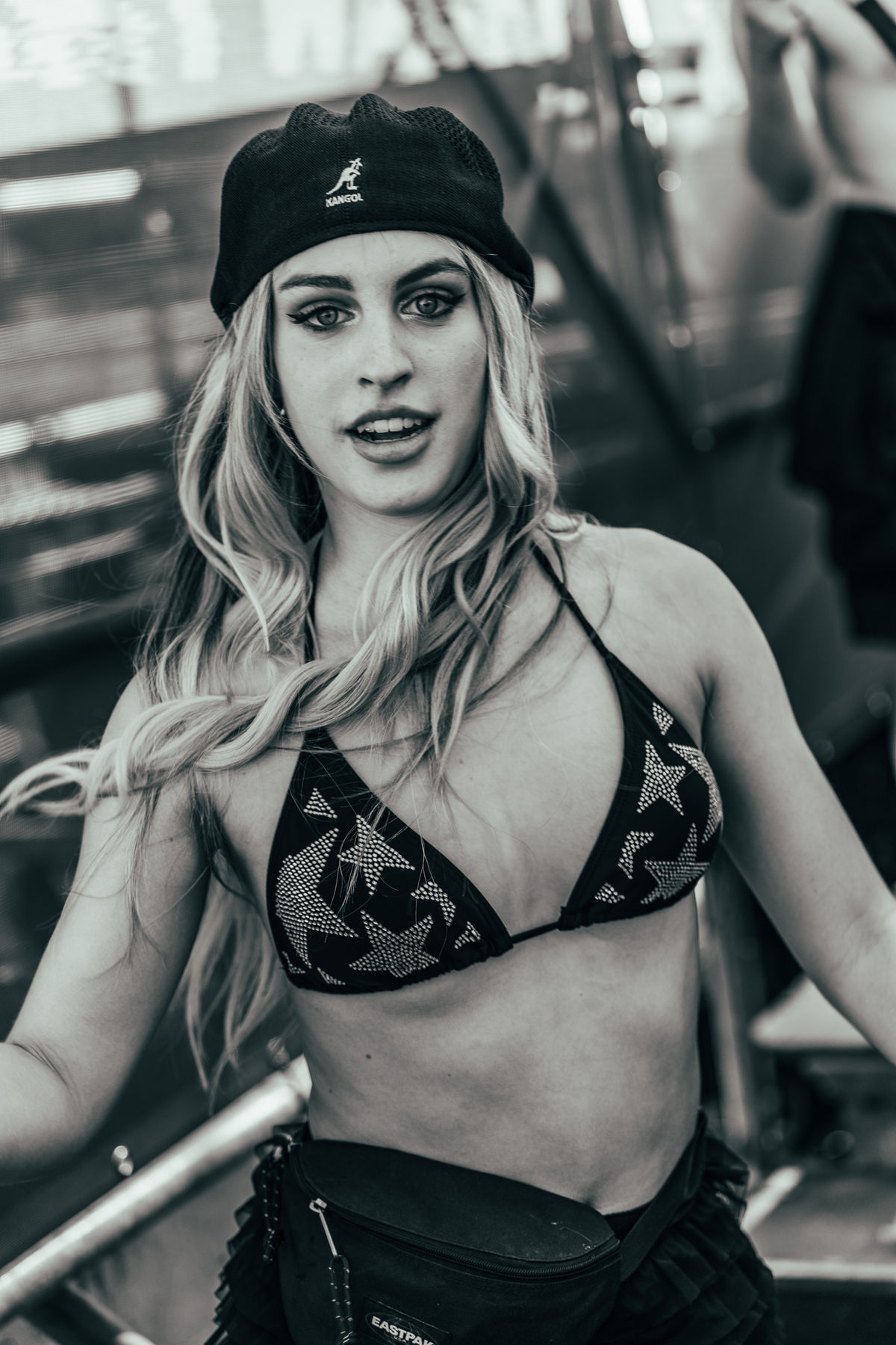 Loading... just a sec